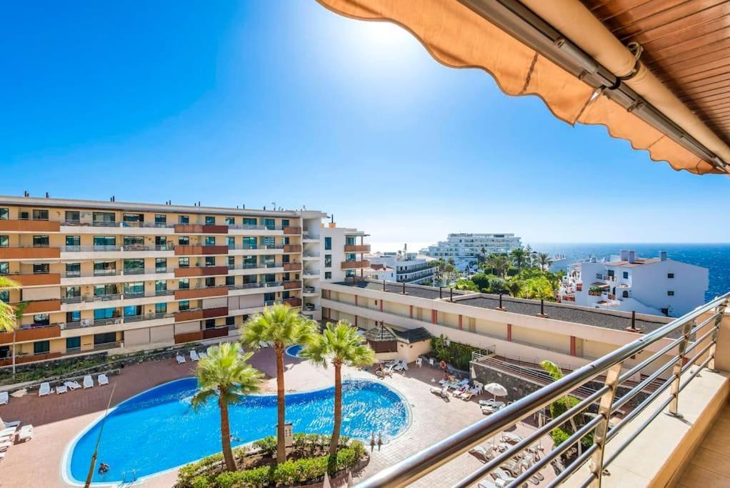 Bright And Welcoming Holiday Home Puerto de Santiago  Bagian luar foto